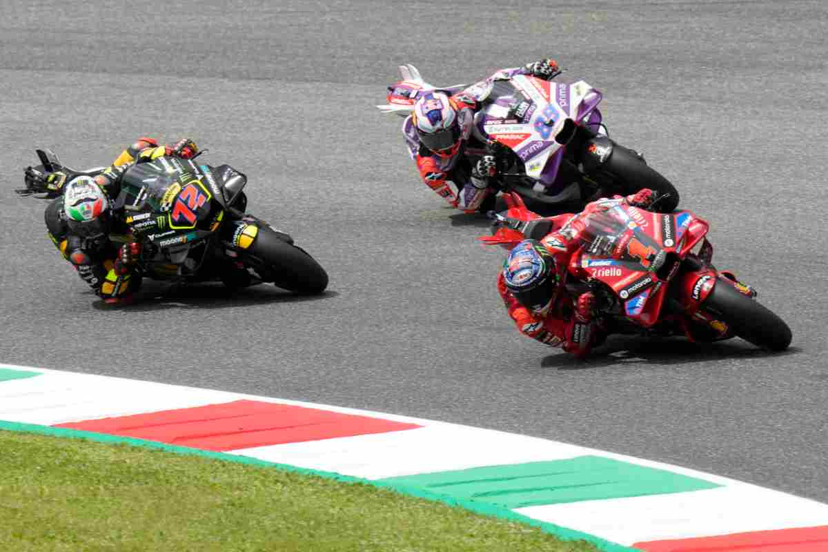 MotoGP pilota in sedia a rotelle