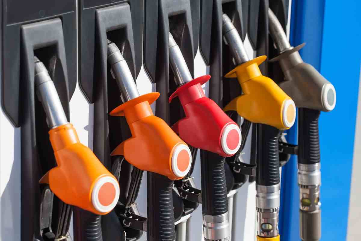 Prezzo Benzina aumenti Agosto