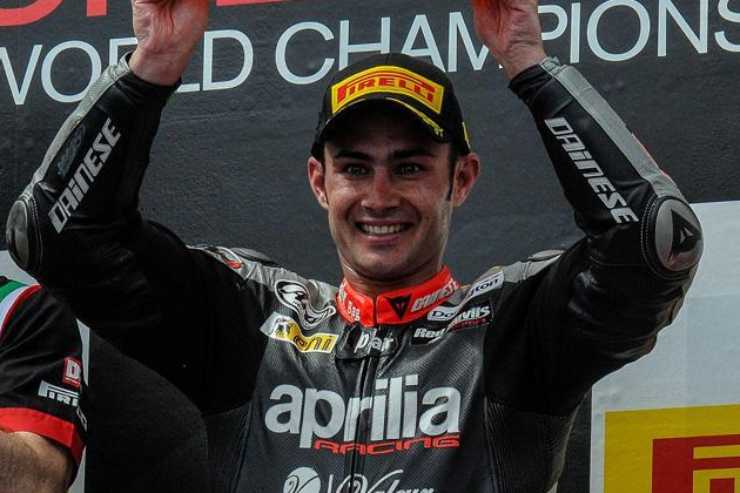 Leon Haslam con la BMW in Superbike a Imola