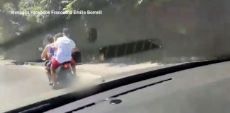 In cinque su uno scooter