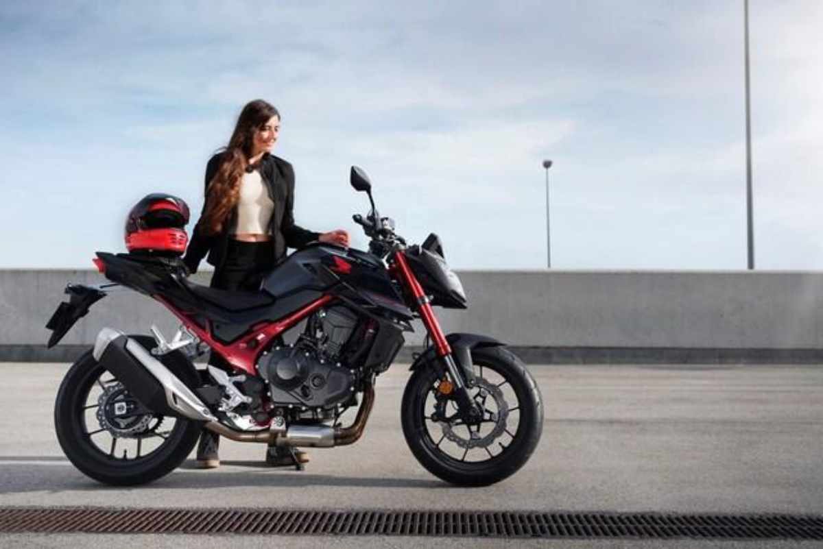 Honda, la Hornet 750 sta per diventare CBR: indiscrezione clamorosa