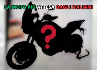 Moto Guzzi Stelvio nel 2024 foto spia