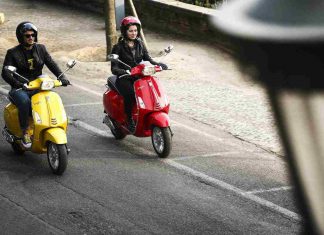 Piaggio rivoluziona la Vespa