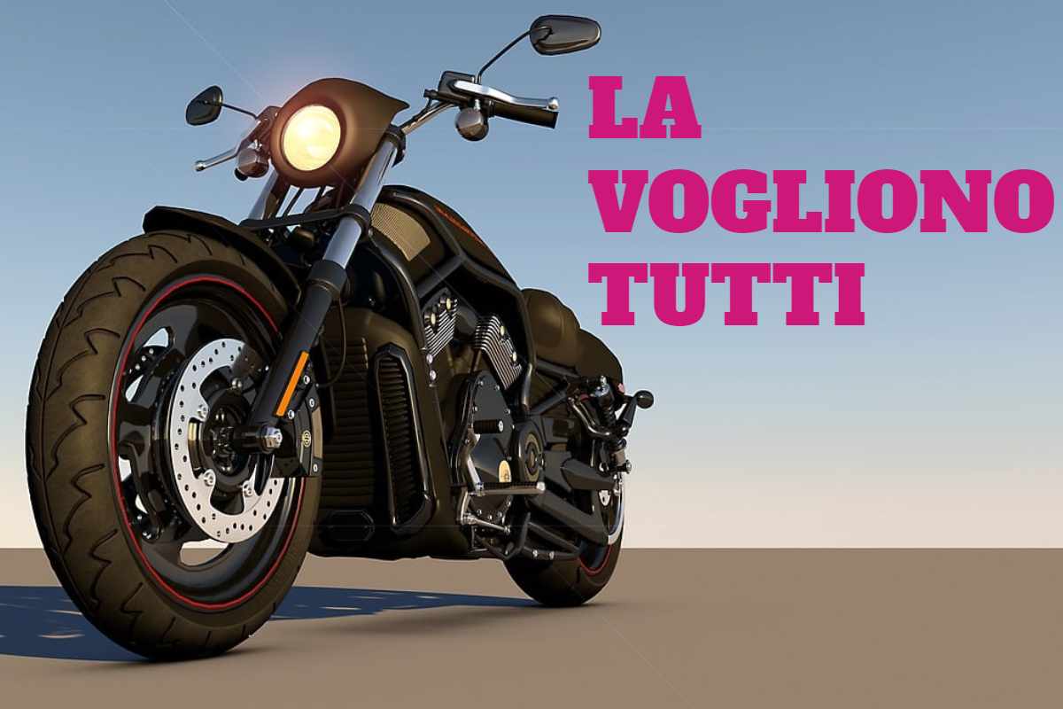 Moto naked in uscita