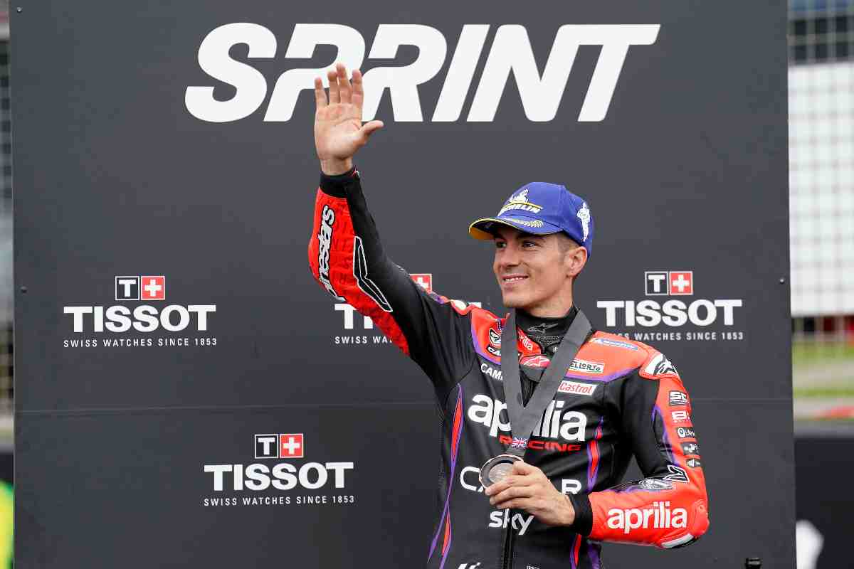 Maverick VInales