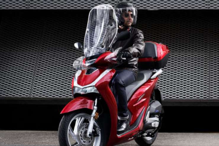 Honda SH 125 scooter rubato Italia