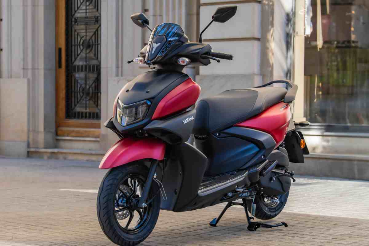 Dal Giappone una novità per quanto riguarda gli scooter elettrici