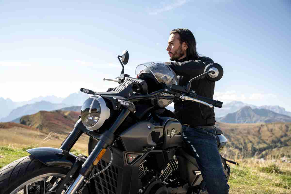 Una Harley Davidson low cost e italiana: è la MBP C1002V