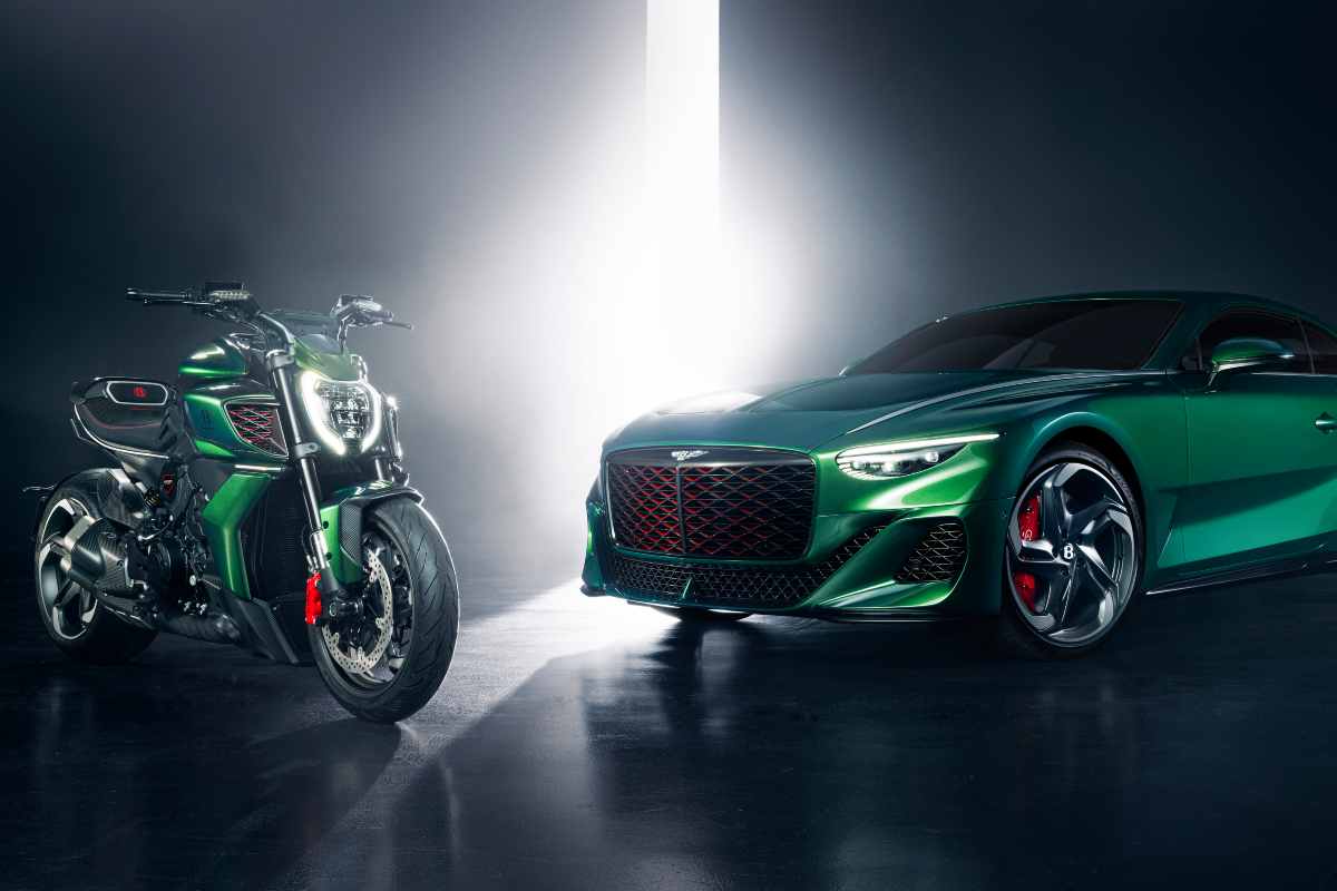 Un omaggio della Ducati al mito Bentley