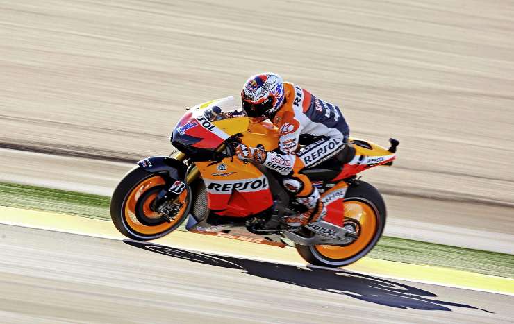 Casey Stoner MotoGP piloti social network immaturi