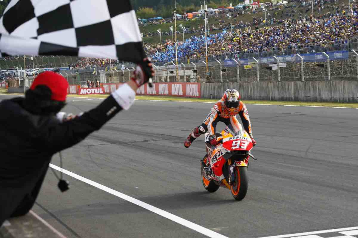 Come funziona il flag to flag in MotoGP