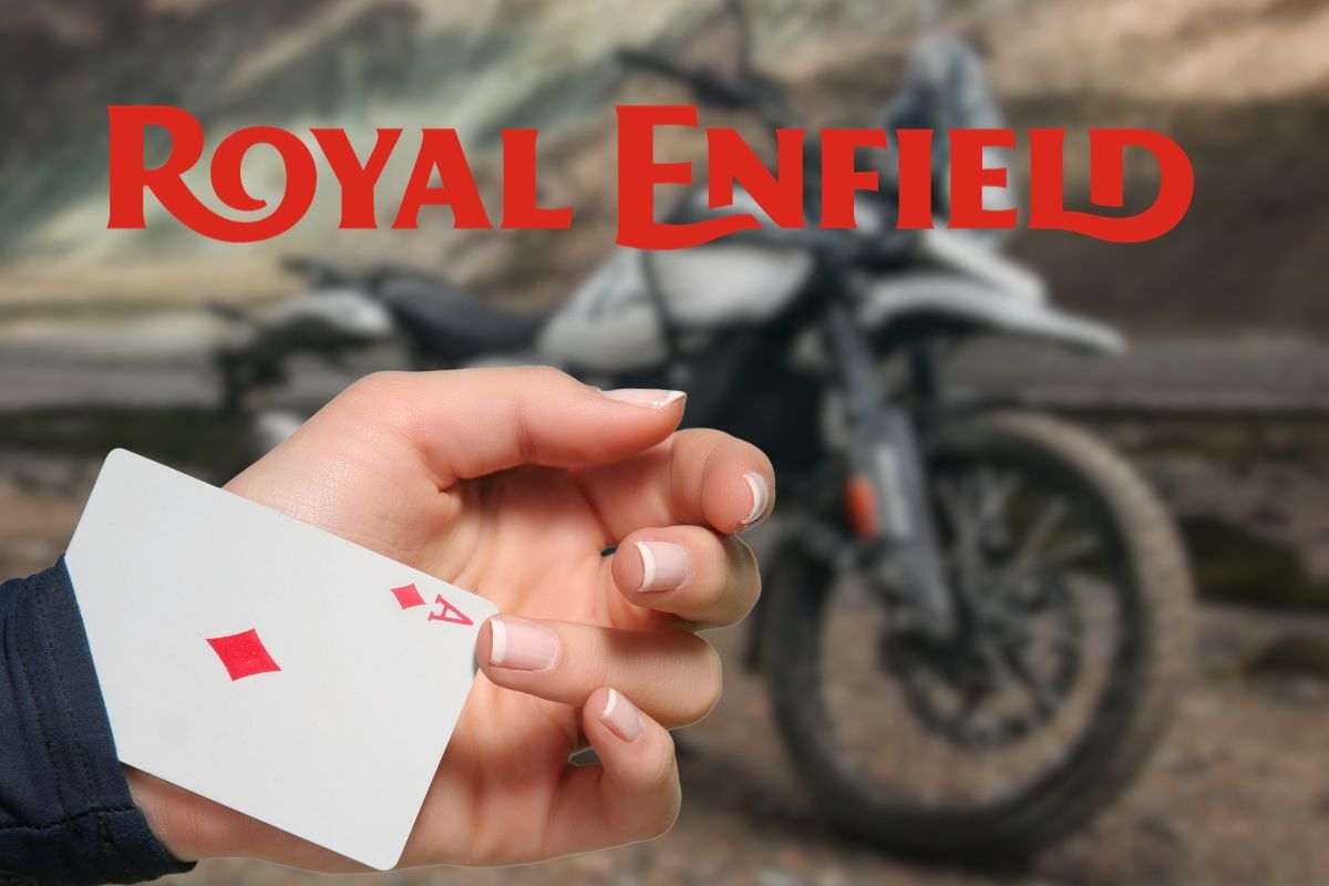 Royal Enfield Himalayan 450 monocilindrico moto