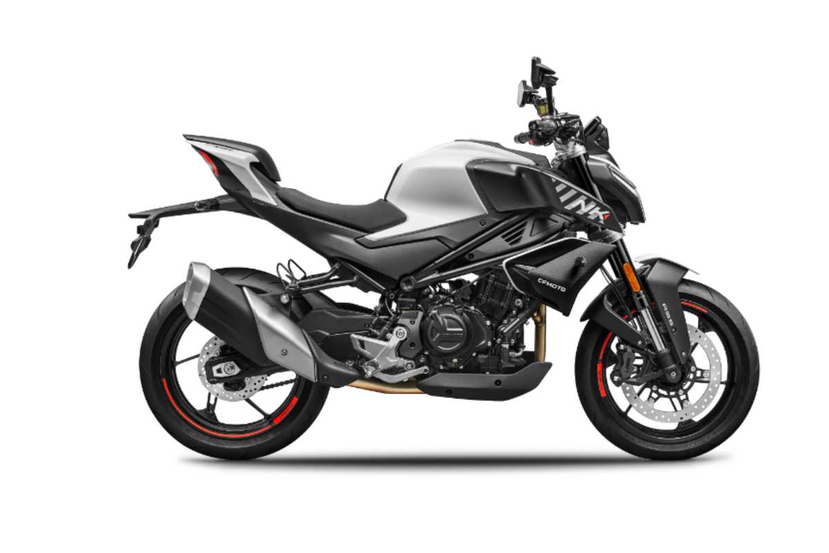 La naked che fa tremare Yamaha e KTM