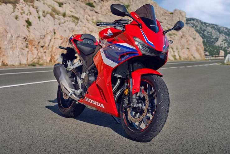 Honda CBR500R ecco il prezzo