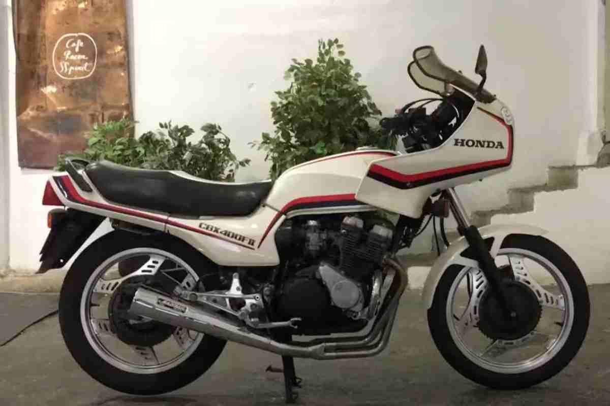 Honda, si pensa a una nuova CBX400