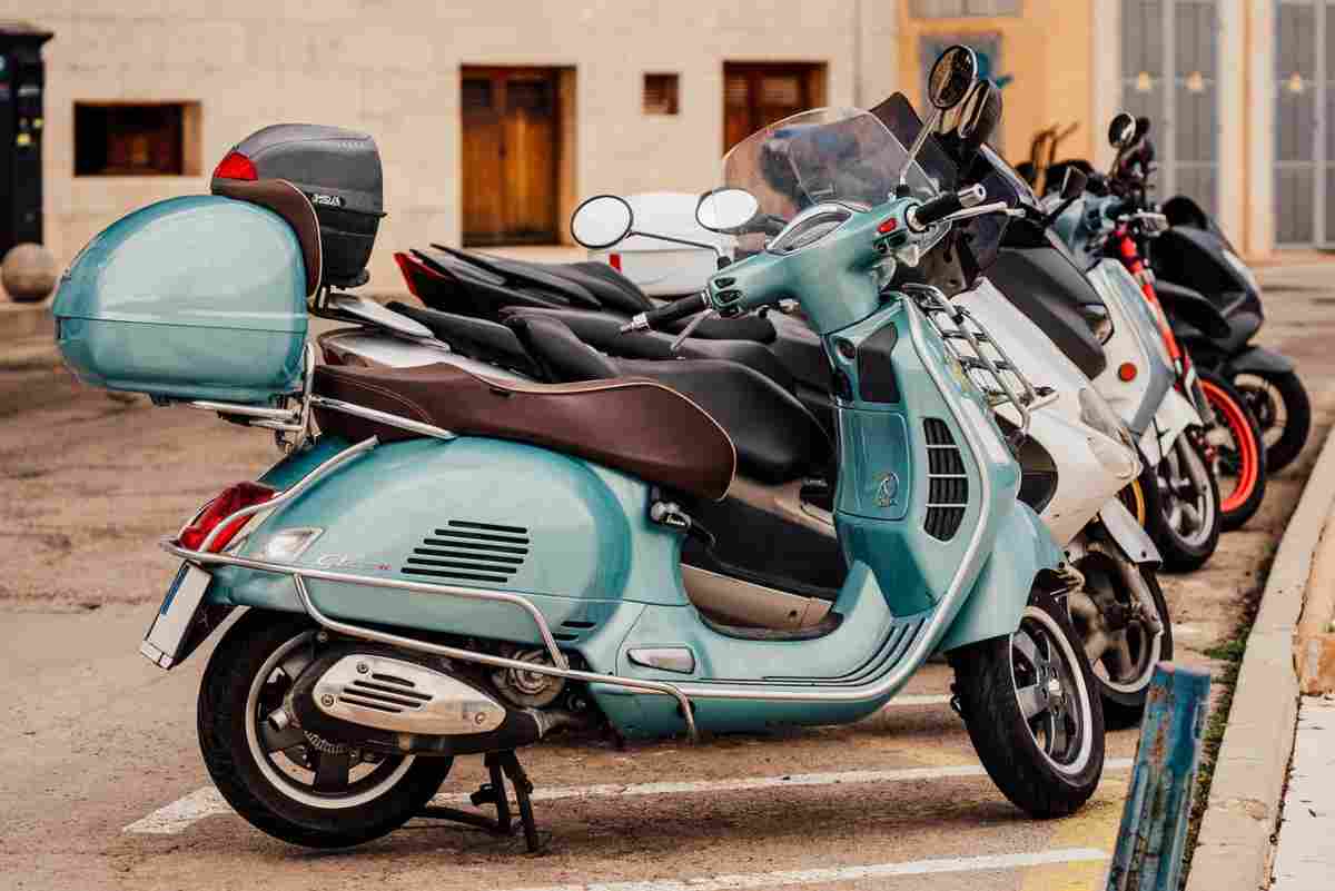 Asta benefica, cos'hanno di speciale quegli scooter