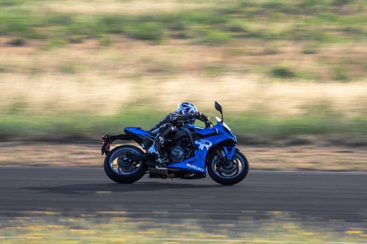 Suzuki lancia una nuova moto: la concorrenza trema