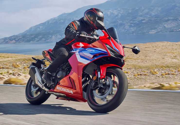 Moto sportive economiche 2024 Yamaha Honda Kawasaki KTM Suzuki