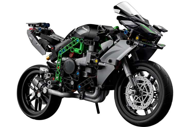 Questa Kawasaki nuova costa meno di uno smartphone: occasione clamorosa, possono comprarla tutti