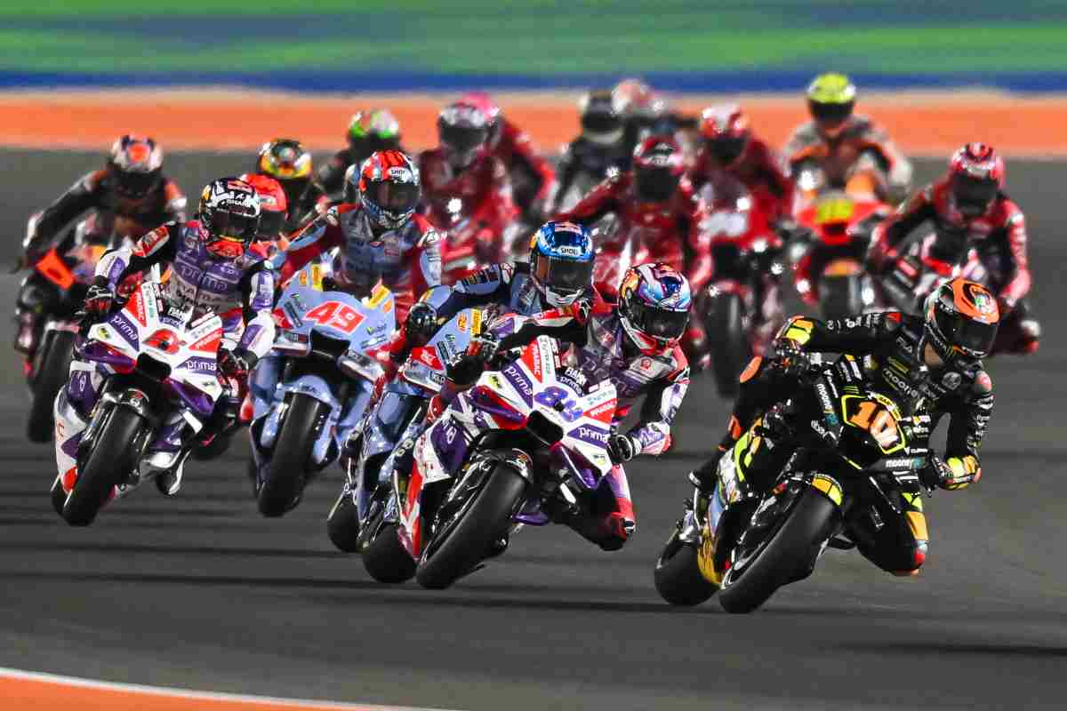 Loris Capirossi guida prudente moto piloti MotoGP