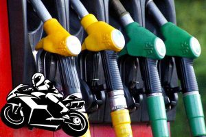 Come risparmiare benzina in moto