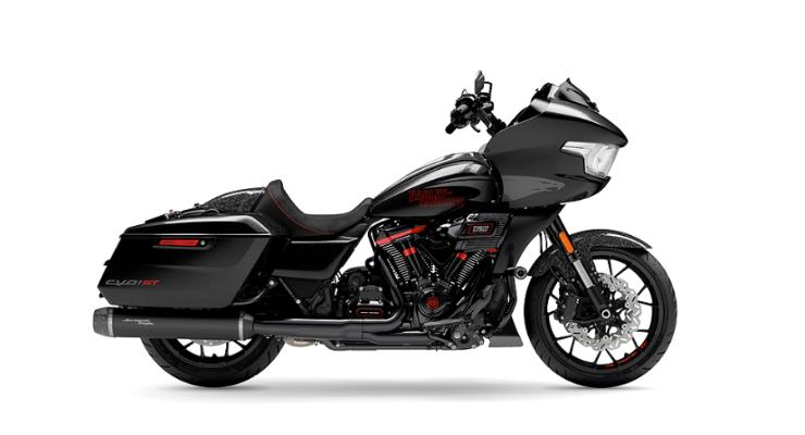 La CVO Road Glide ST della Harley-Davidson è da urlo