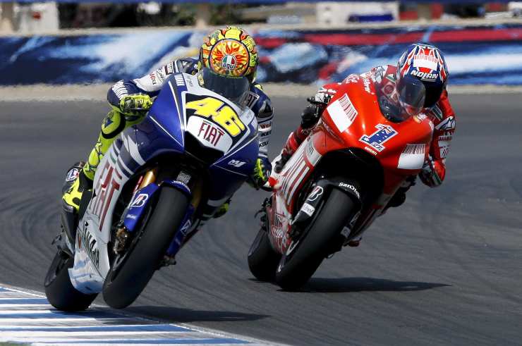 Rossi Stoner MotoGP Yamaha Ducati Laguna Seca chiusura