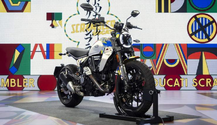 La nuova Ducati Scrambler, ricca di accessori