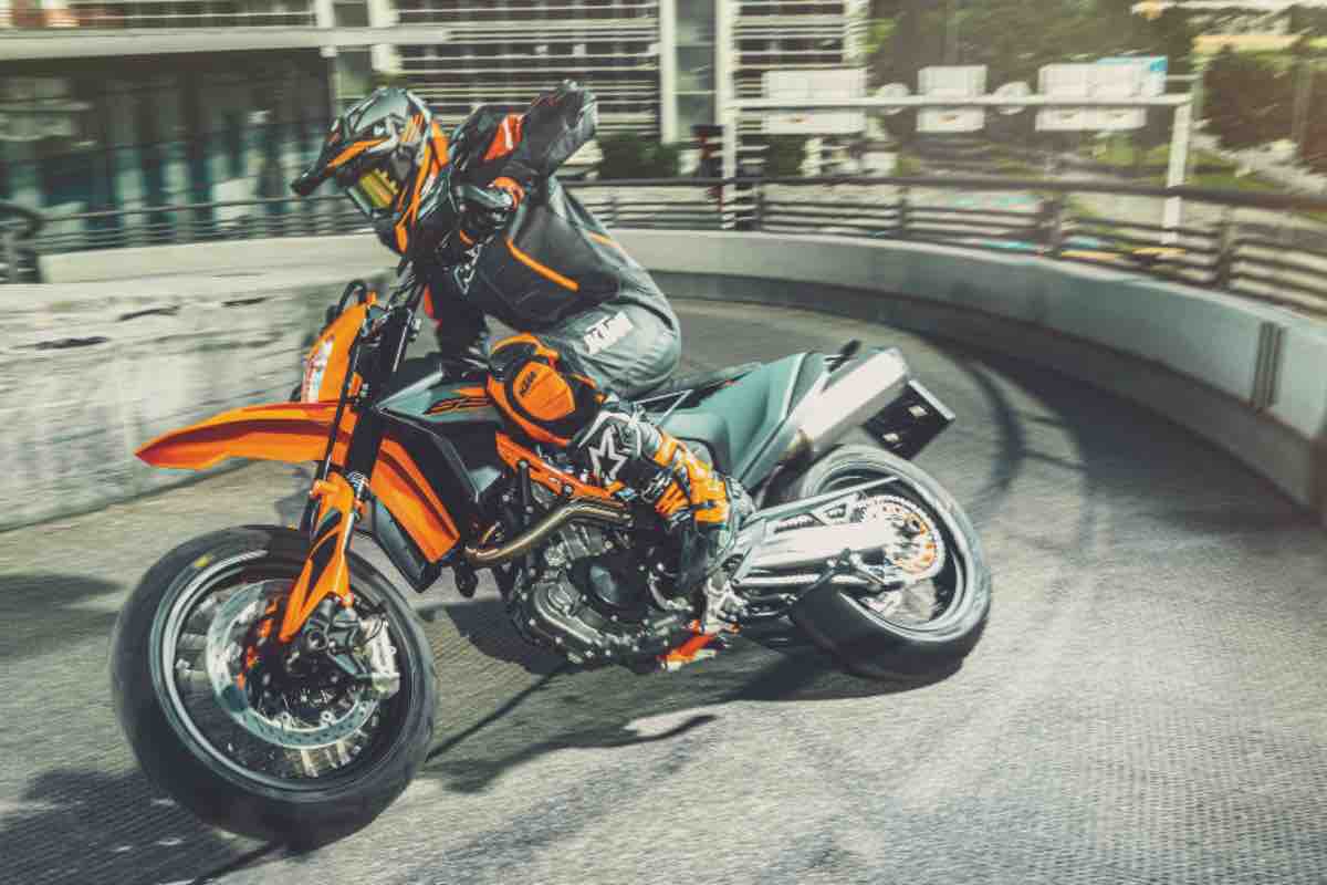 Moto KTM futuro