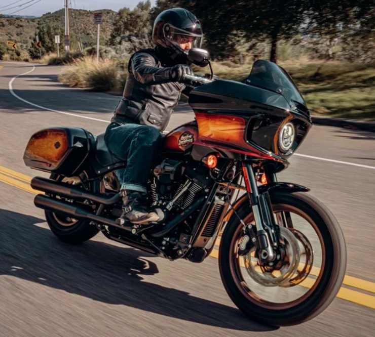 Harley Davidson Enthusiast Tobacco Fade Low Rider Special Edition novità moto