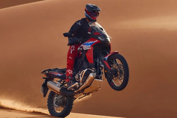 Honda CRF1100L Africa Twin Italia Giappone novità prestazioni