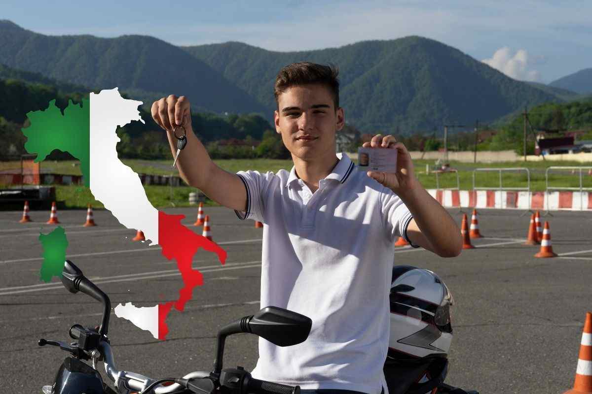 Patente moto rinnovo PagoPA novità occasione dove pagarlo come fare