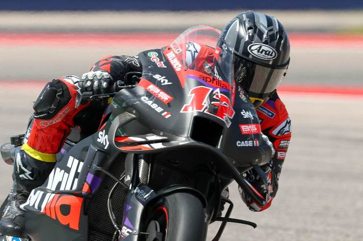 Maverick Vinales punta in alto