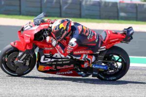 MotoGP Pedro Acosta cambia squadra