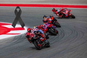 MotoGP, arriva il terribile lutto: è morto uno dei piloti più amati della sua generazione