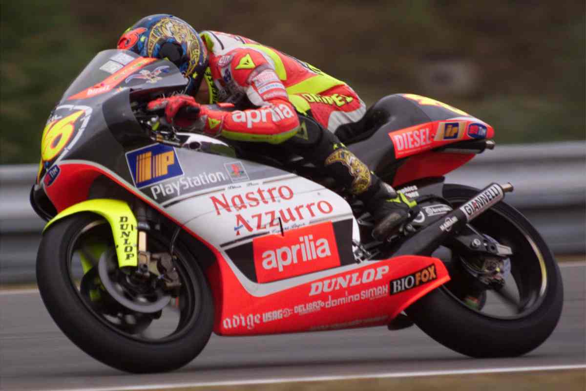 Sogni di guidare l’Aprilia da gara di Valentino Rossi? 