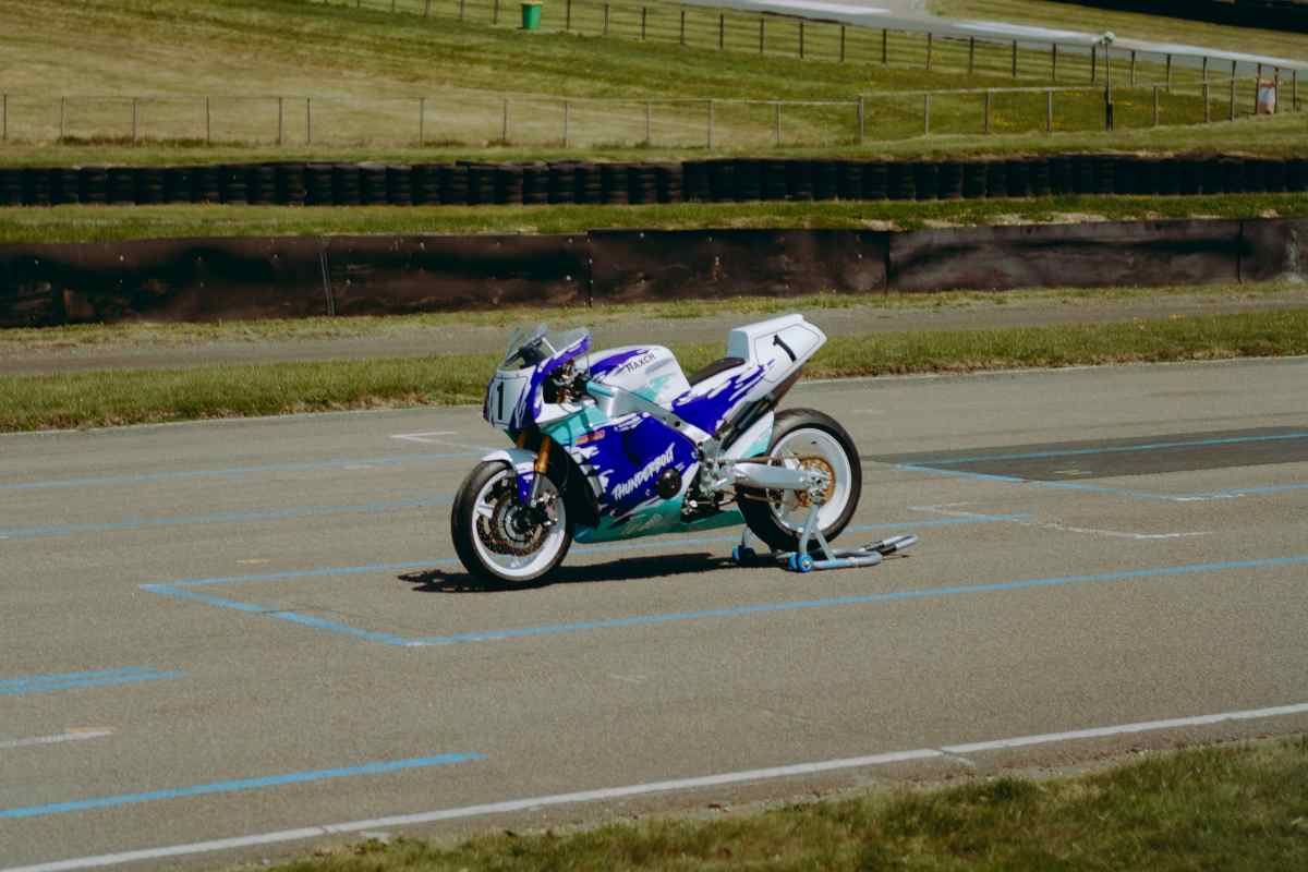 La Yamaha XZR900