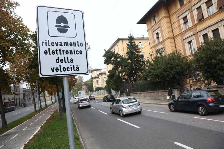 Autovelox Invisibile trucco novità