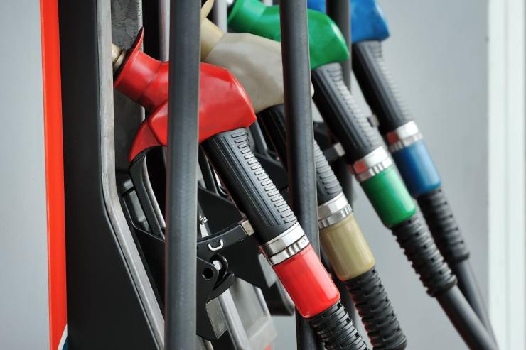 Benzina Meloni Salvini Governo novità