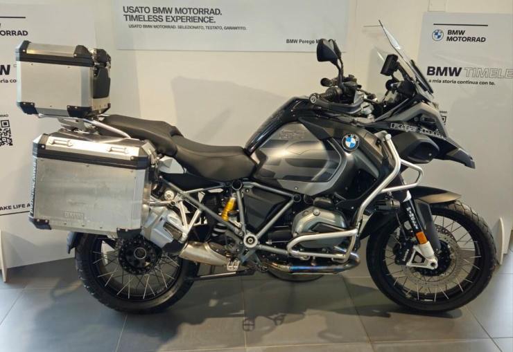 Benelli TRK BMW R 1250 GS