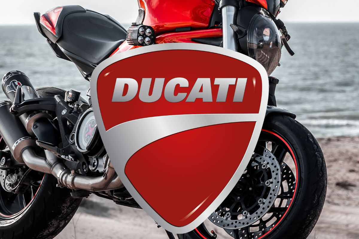 Ducati 750 Paso moto novità usata