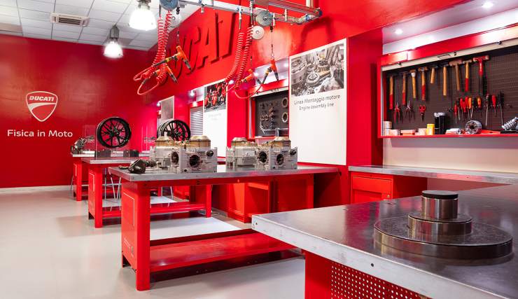 Ducati Summer School novità moto occasione