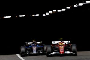 due monoposto di Formula 1 affiancate