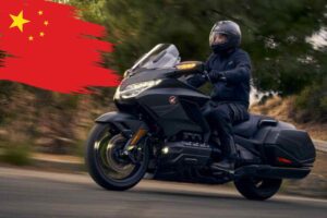 gold wing honda bandiera cinese