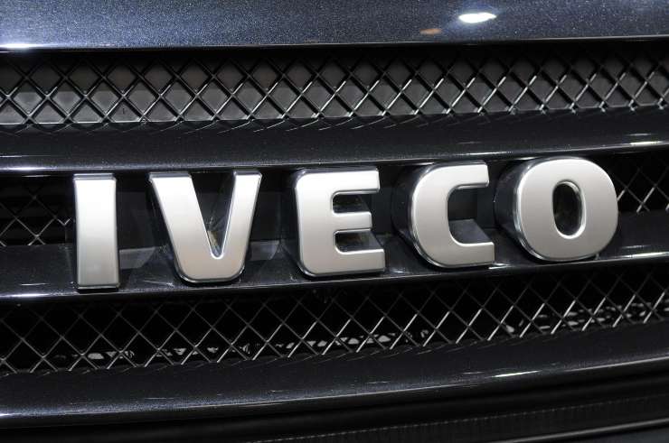 Iveco auto Pirelli problemi Borsa