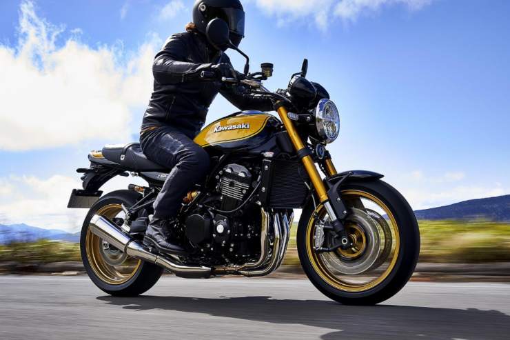 Kawasaki Z900 RS moto usata