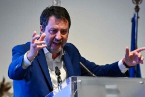 Matteo Salvini Bollo auto superbollo