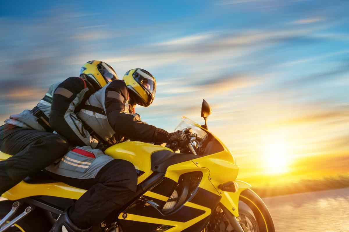 Coppia sulla moto