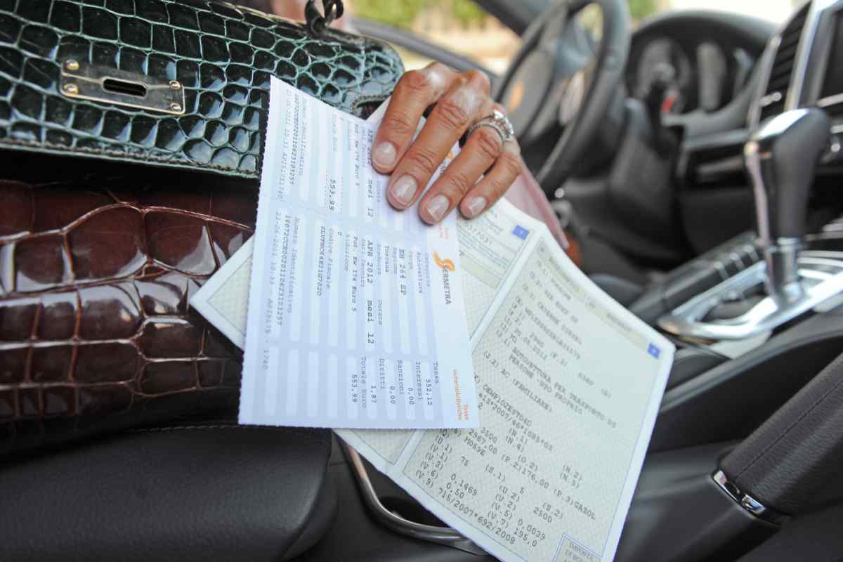 Il libretto di circolazione dell'auto