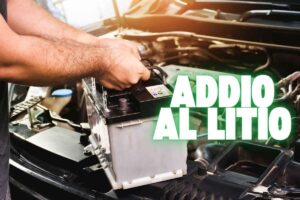 Batteria auto litio sodio novità Cina